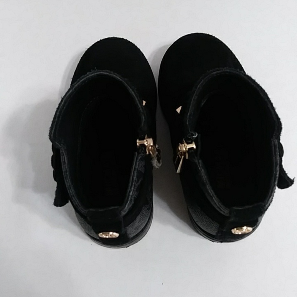 Michael Kors Kids Black Boots with Gold Accents Size 6 *GUC* - Picture 6 of 9